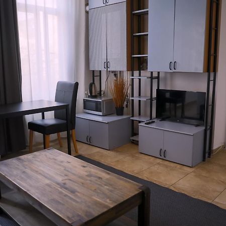 Color Apartments Street Blanari 12 Bucarest Extérieur photo